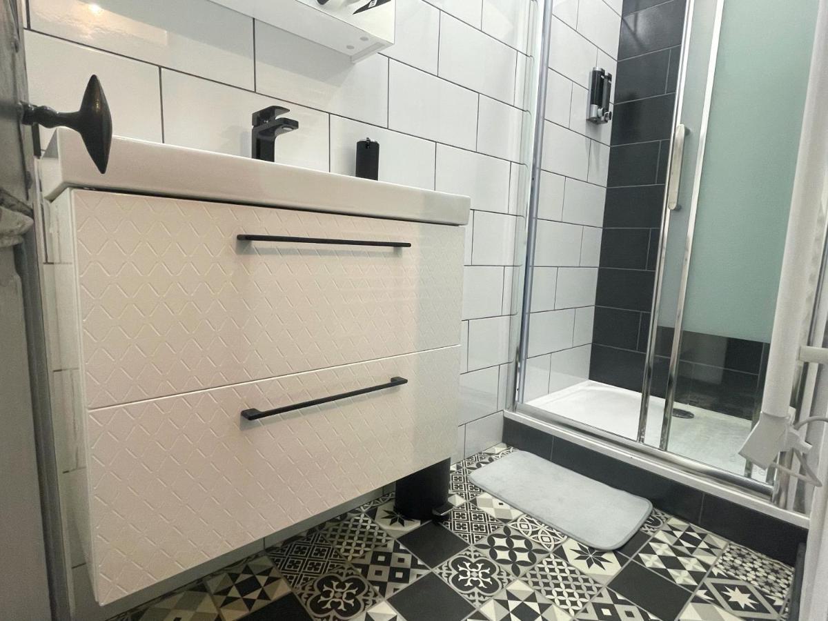 Apartament L'Atelier De L'Amiral - Parking - Centre Historique Grasse Zewnętrze zdjęcie